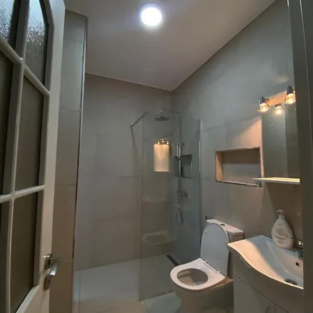 House 公寓 *